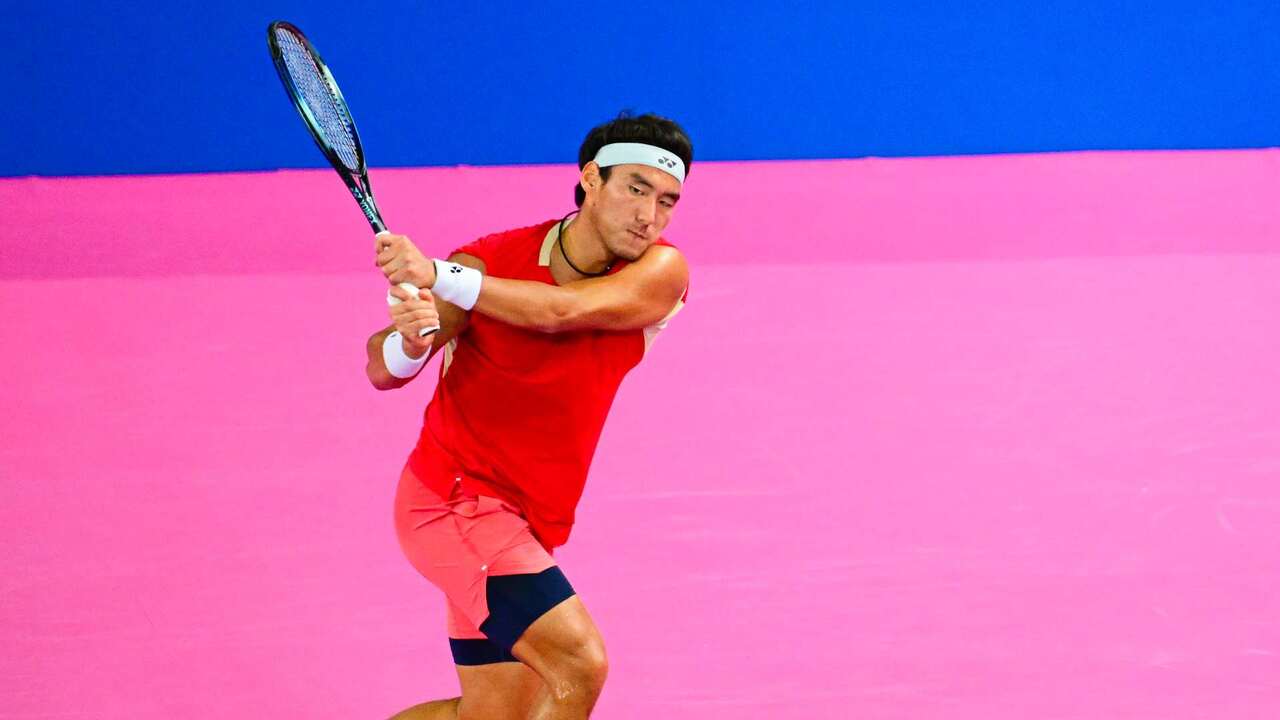 Hot Shot: Bu's backhand bullet saves break point in style in Montpellier
