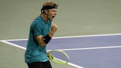Hot Shot: Davidovich Fokina finds way through the Rublev wall in Toronto!