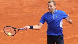 Hot Shot: Evans Fires Off Big Forehands Against Djokovic