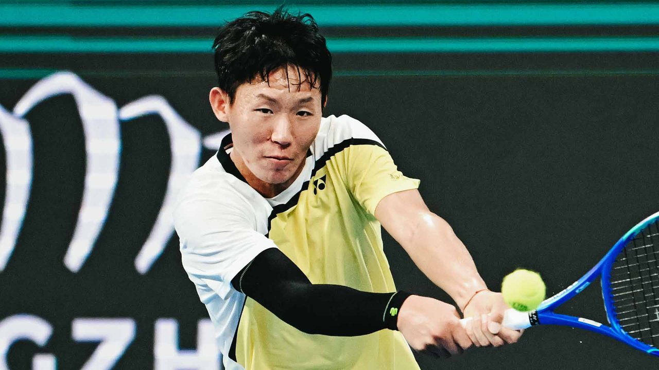 Hot Shot: Home hope Cui's drop volley delight in Hangzhou