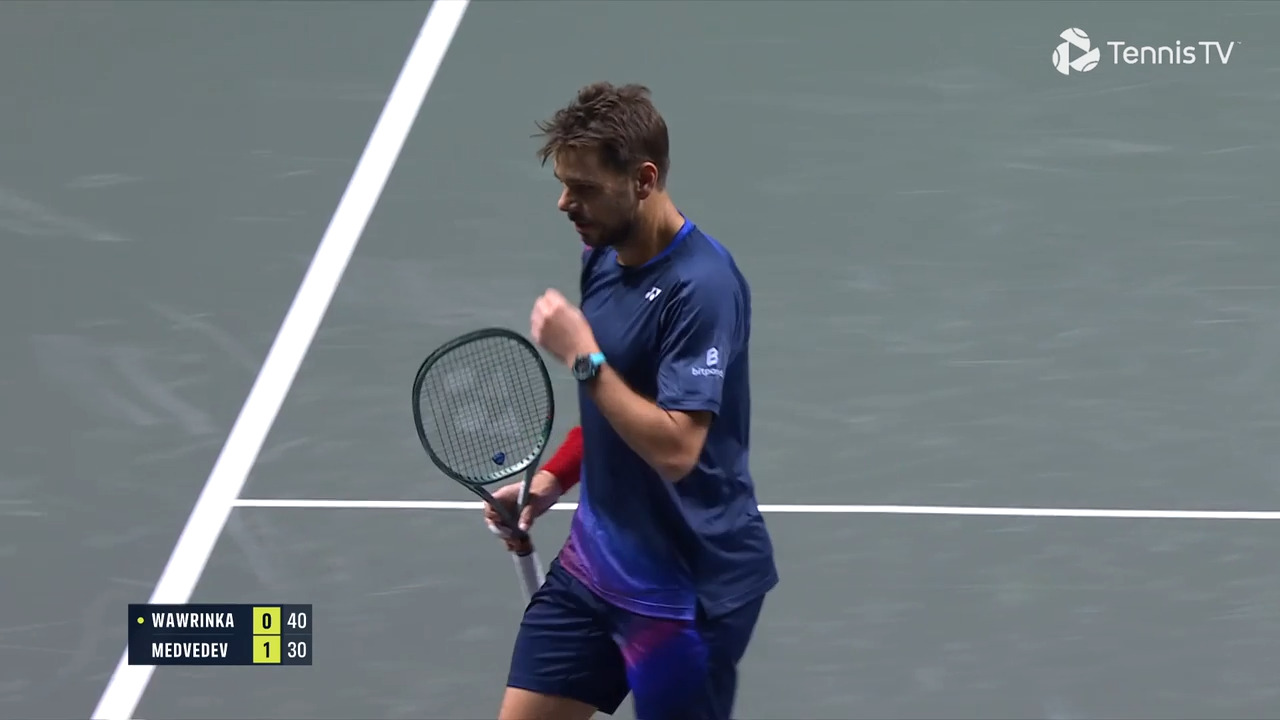 Hot Shot: Wawrinka's trademark backhand leaves Medvedev chasing dust in Rotterdam