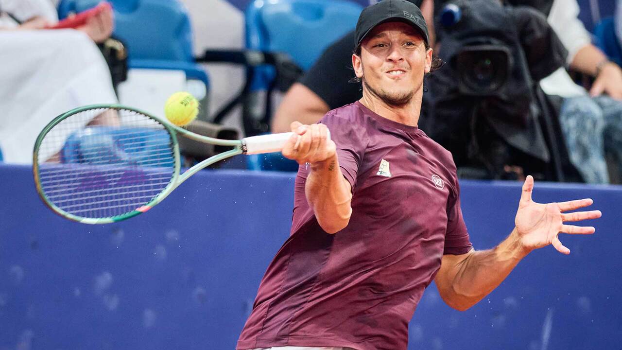 Hot Shot: Darderi fires colossal forehand to break in Umag final