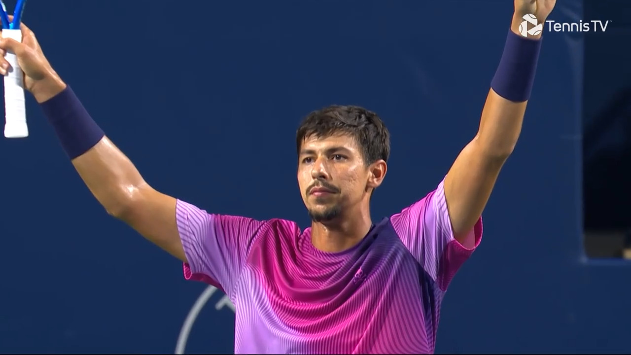 Mira cómo Alexei Popyrin realiza un increíble globo en el punto de partido contra Holger Rune en Toronto el sábado. Míralo en directo y bajo demanda en tennistv.com.
