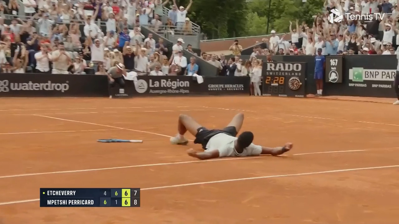 Highlights: Mpetshi Perricard beats Etcheverry, wins dream Lyon crown