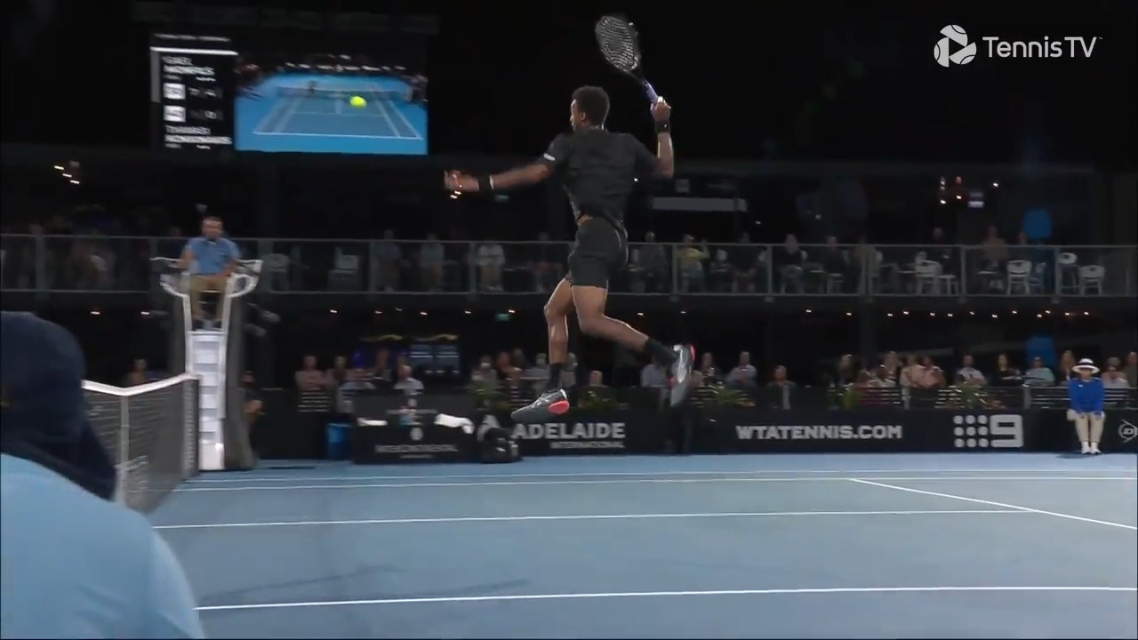 Hot Shot: Gael Goes Airborne In Adelaide
