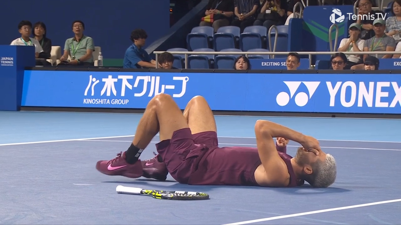 Watch: Worrying scenes as Alcaraz hits the deck in discomfort in Tokyo