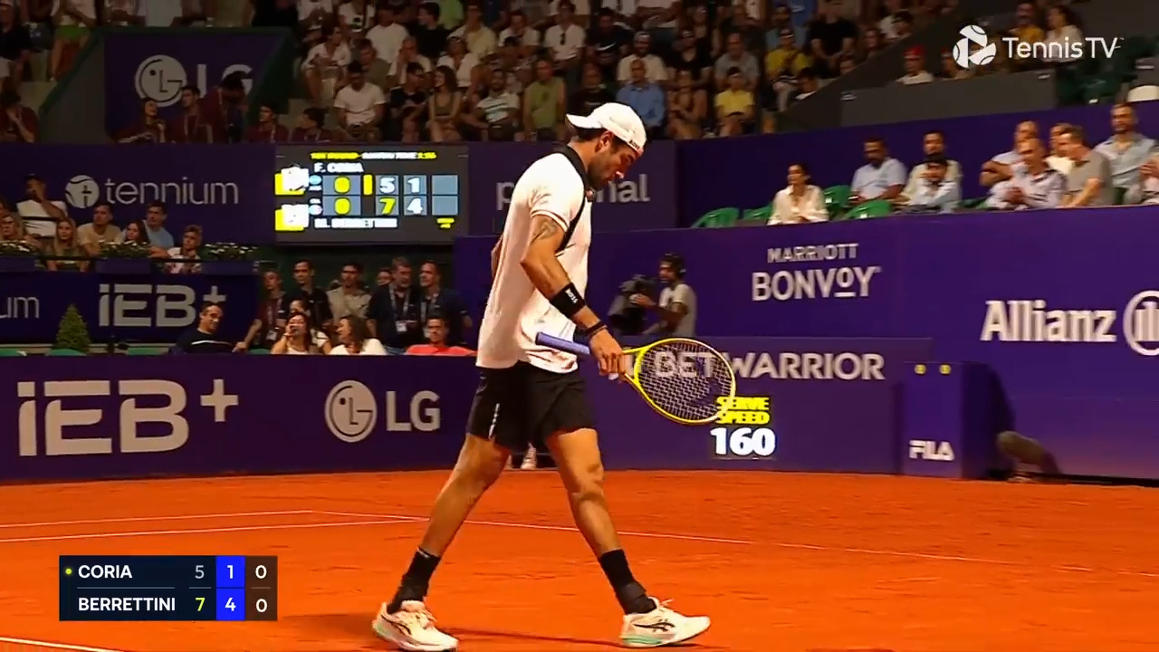 Hot Shot: Berrettini's delicate touch wows Buenos Aires