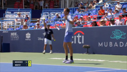 Hot Shot: Sorry, not sorry! Medvedev sends sumptuous lob over Moutet in Washington 2025