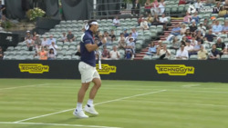 Hot Shot: Fognini outfoxes Moutet in style in Stuttgart