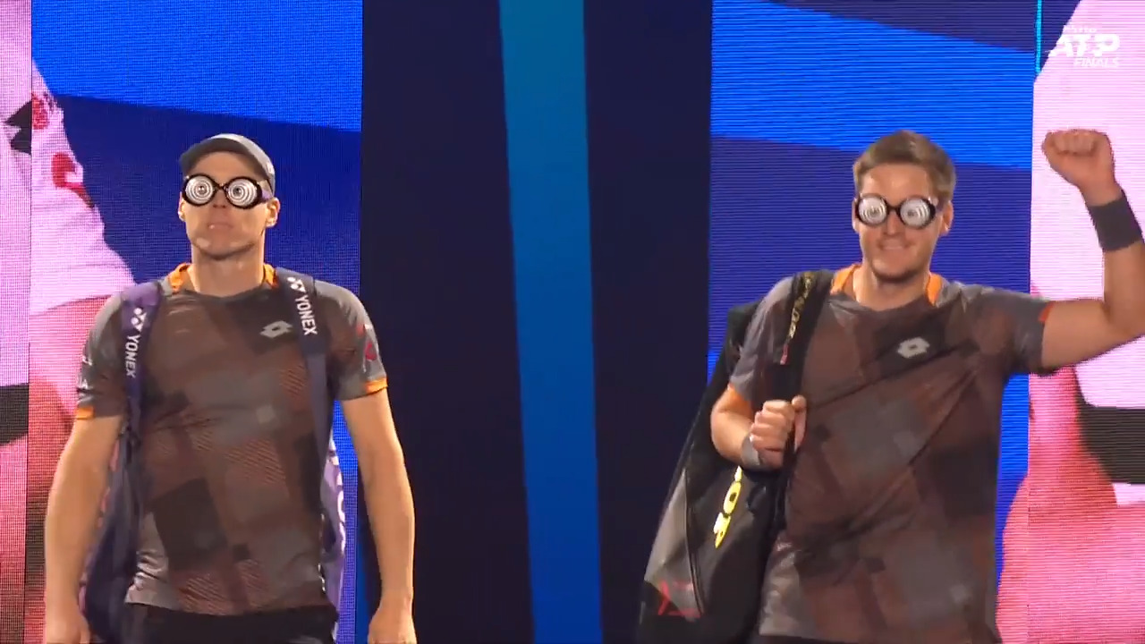 Lights, camera... crazy glasses! Heliovaara/Patten take Turin trend to next level 