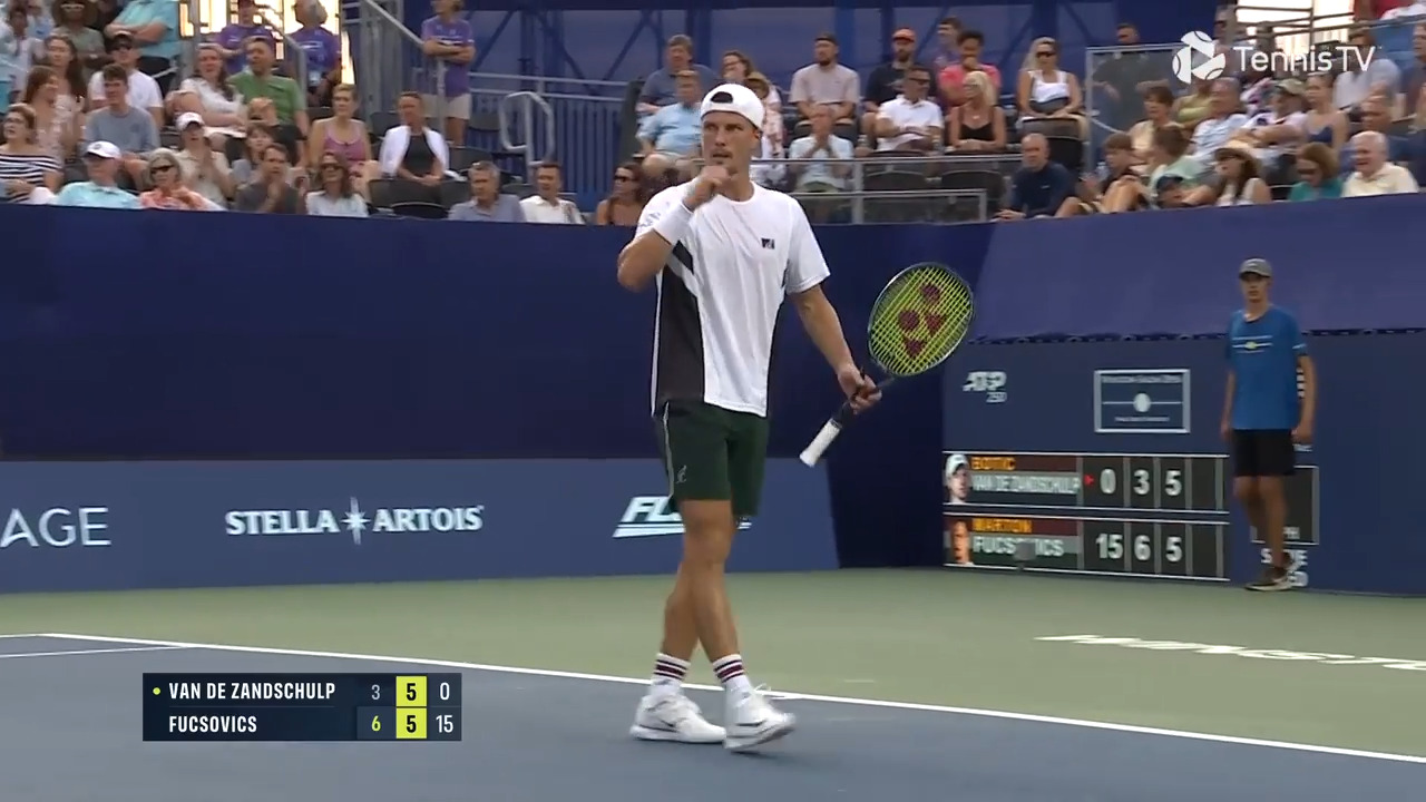 Hot Shot: How did Fucsovics win this point in Winston-Salem?