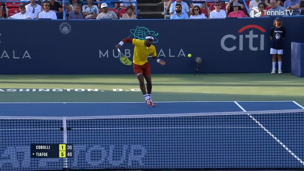 Hot Shot: Tiafoe's drop shot too good for sliding Cobolli in Washington 2025