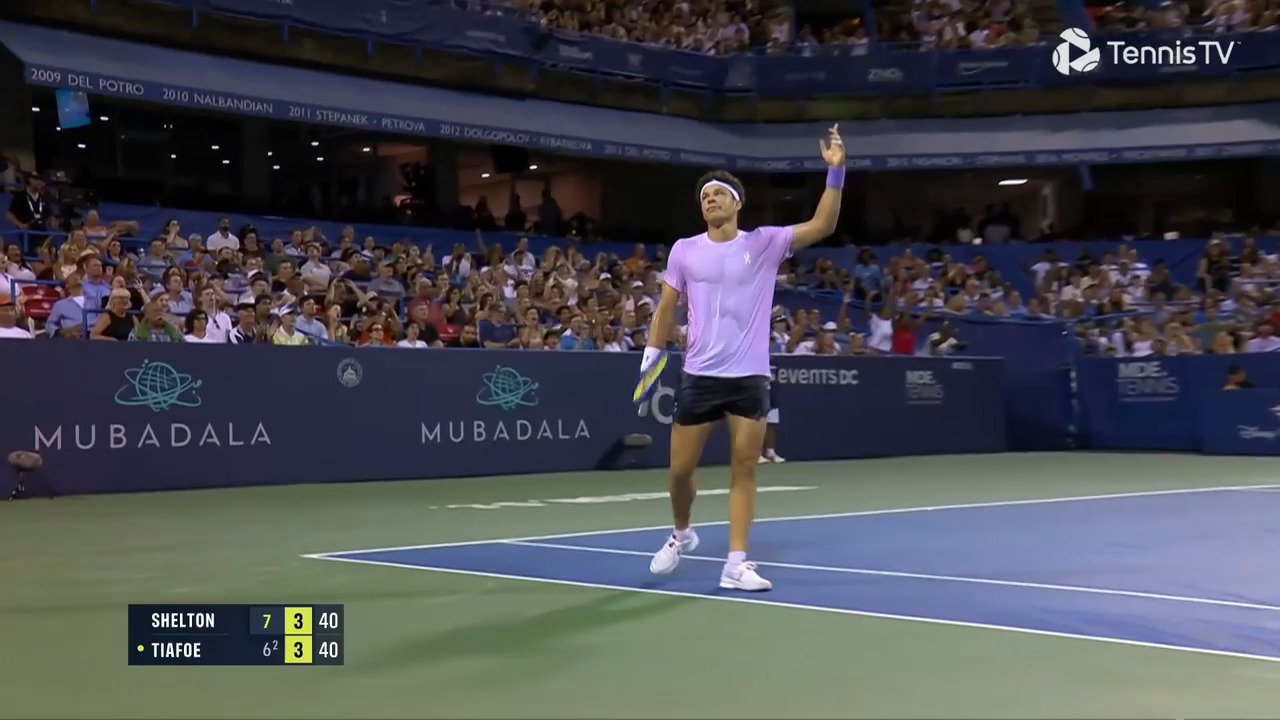Hot Shot: Shelton mueve a Tiafoe por toda la pista de Washington