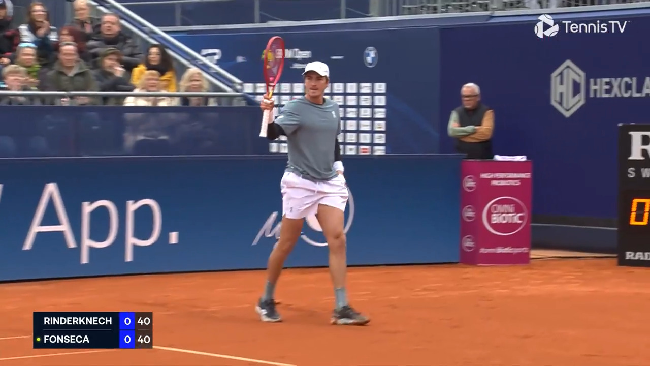 Hot Shot: Fonseca fizzes forehand to save early break point in Munich