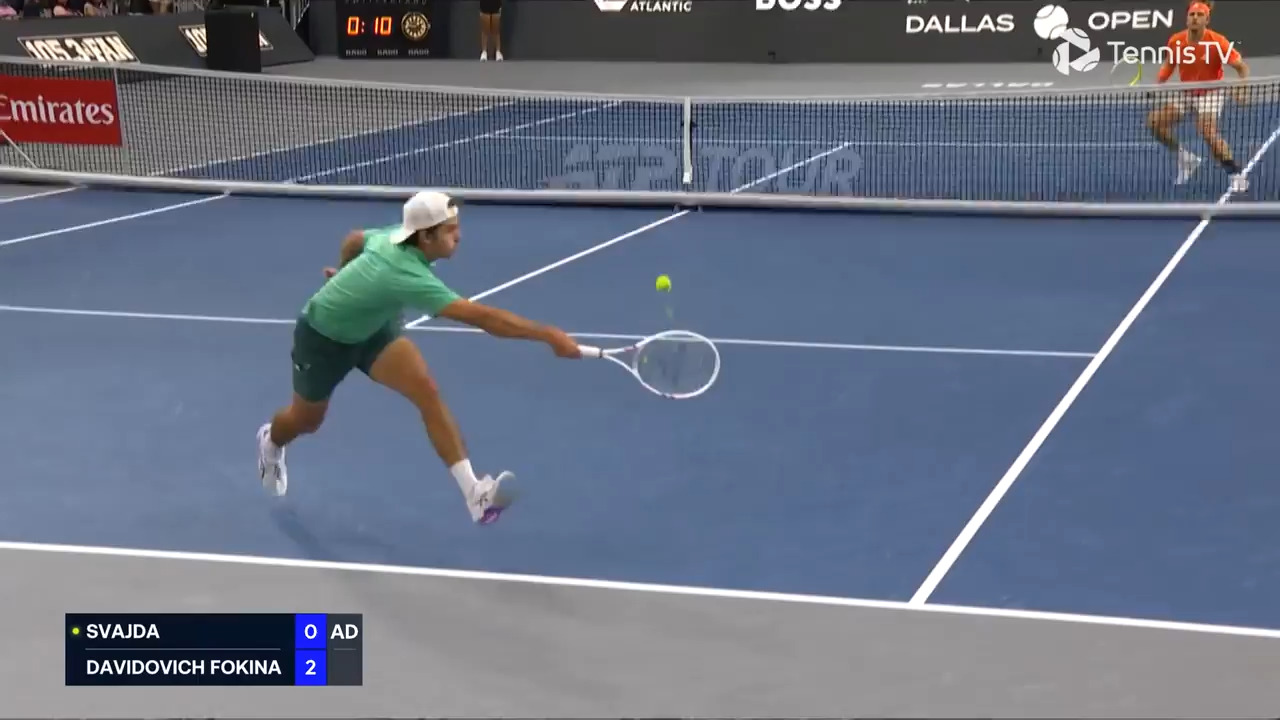 Hot Shot: Svajda hits no-look belter past Davidovich Fokina in Dallas 2026