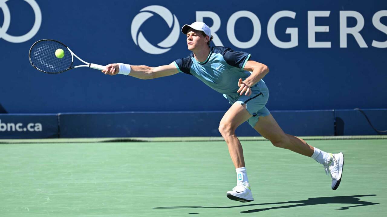 Hot Shot: Sinner escapes in marathon Montreal 2024 point vs. Rublev