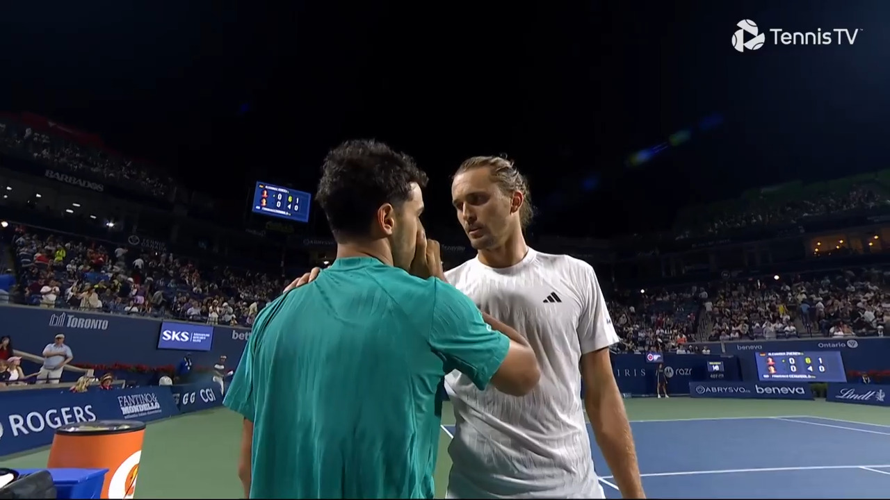 Francisco Cerúndolo y Alexander Zverev intercambian mensajes de apoyo tras el retiro del argentino por lesión en Toronto. Míralo en vivo y a la carta en Tennis TV.com.