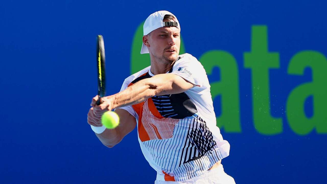 Hot Shot: Fucsovics asks for more after silky Doha 2026 move