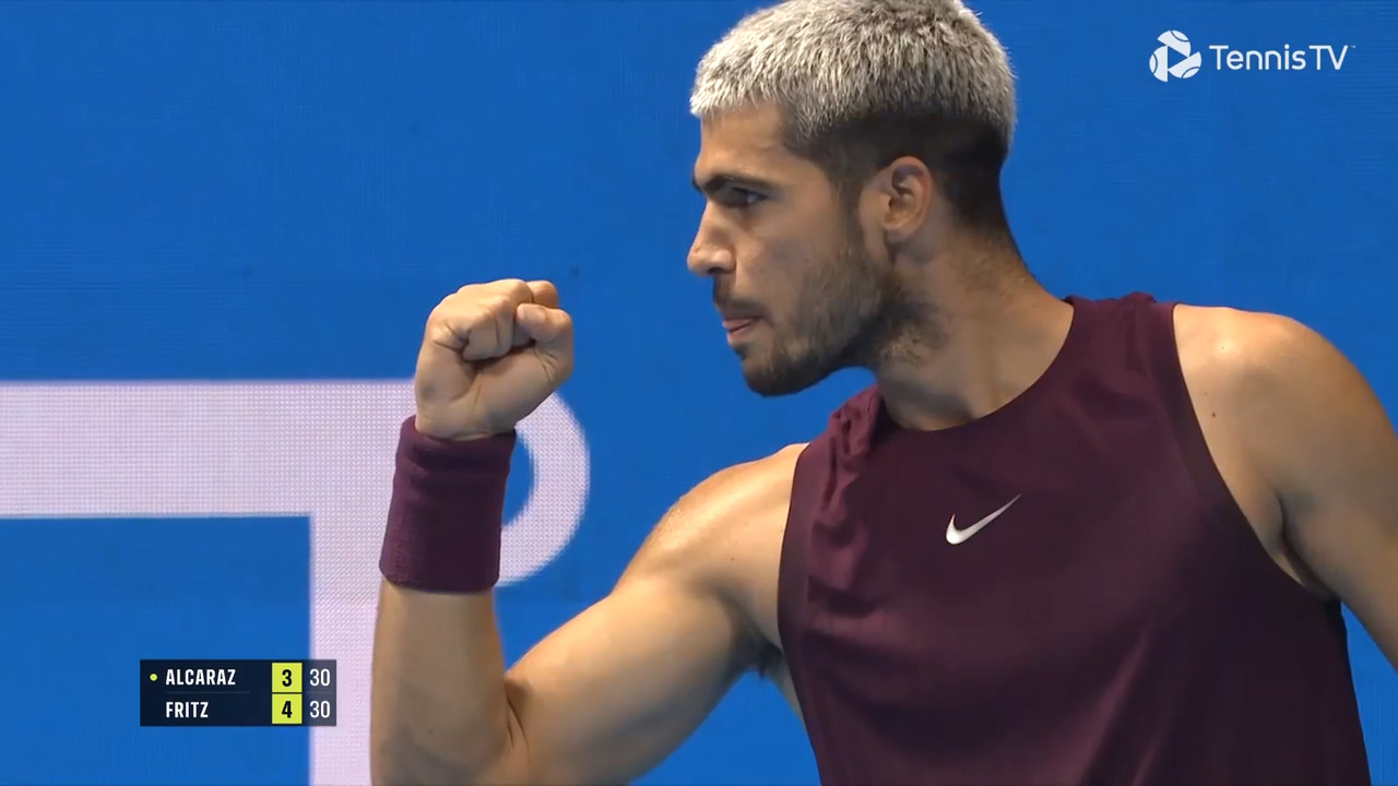 Hot Shot: Alcaraz asombra a Tokio con un gran revés