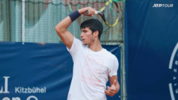 Mira A Alcaraz Practicar En Kitzbuhel 2021
