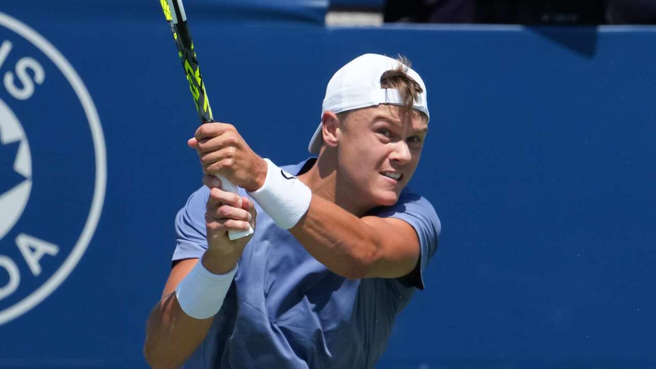 Watch Holger Rune hit an exquisite pass against Giovanni Mpetshi Perricard in Toronto. Watch live & on demand at TennisTV.com. 