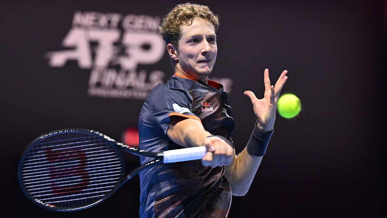 Hot Shot: Landaluce's forehand magic denies Tien at Next Gen ATP Finals