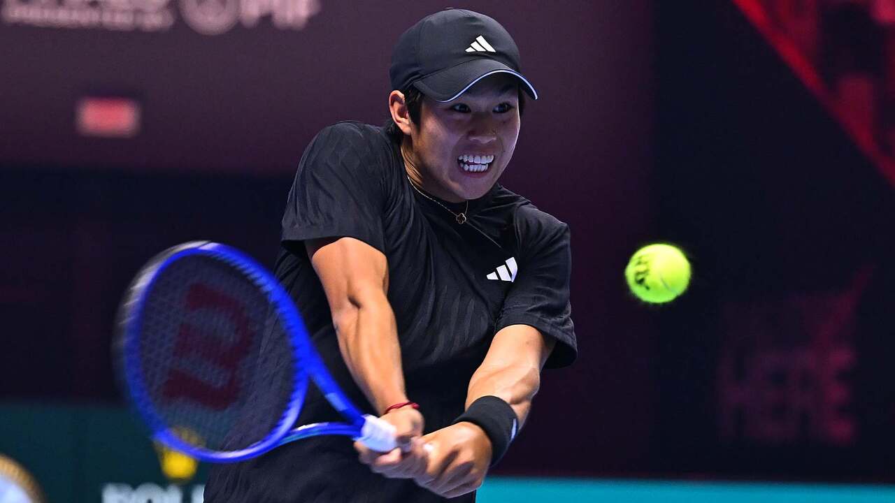 Hot Shot: Tien's one-two punch catches Basavareddy cold at Next Gen ATP Finals