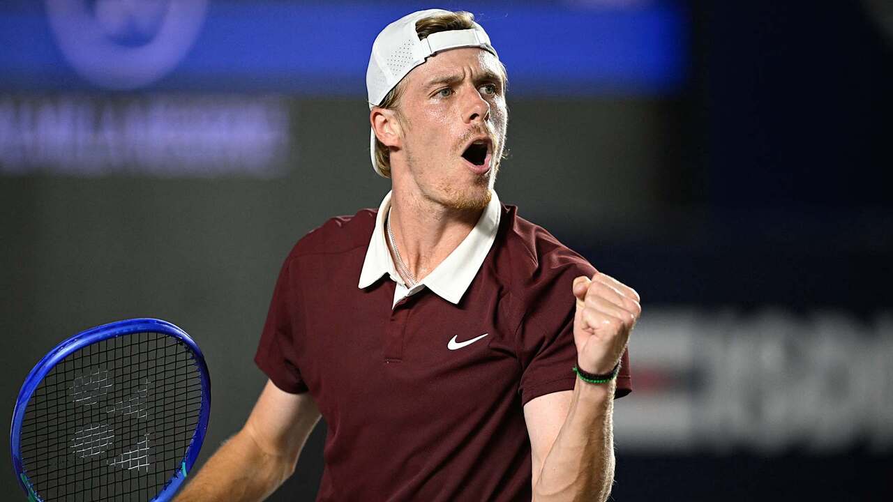 Hot Shot: Shapovalov's magical one-handed backhand earns set point in Los Cabos final