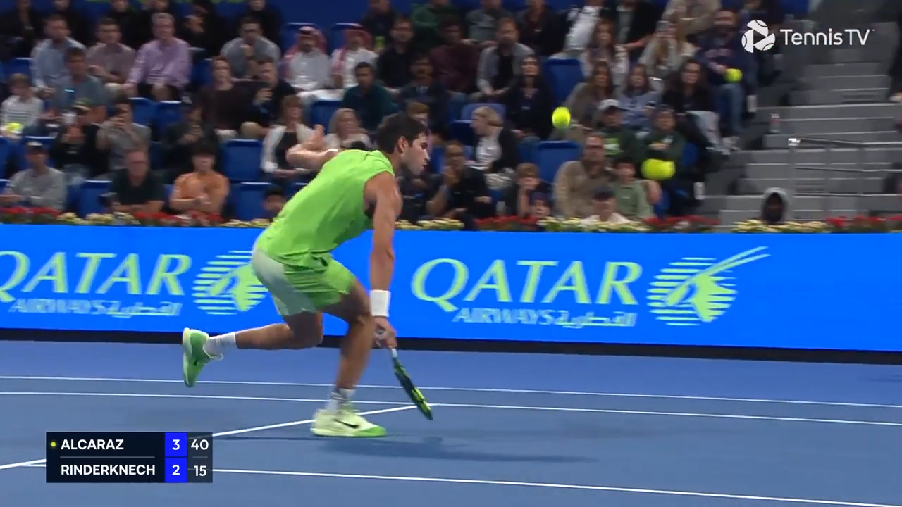 Hot Shot: Alcaraz dishes bread-and-butter drop volley in Doha 2026