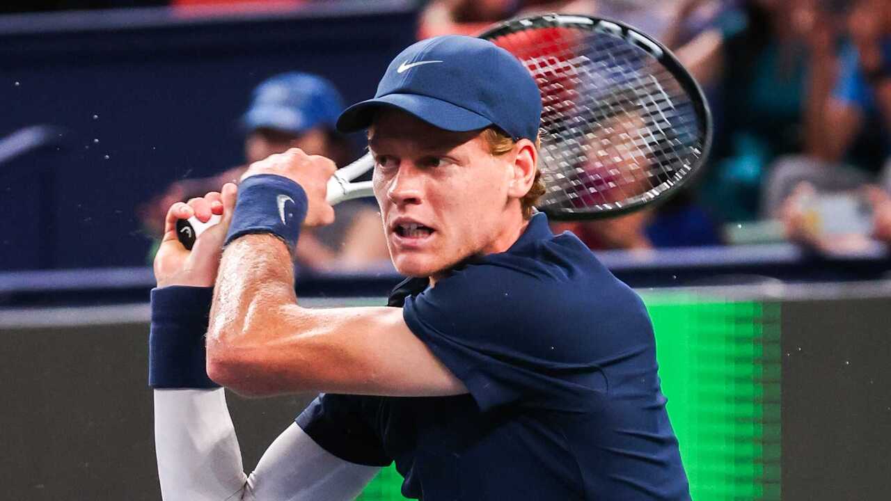Hot Shot: Sinner strikes back with 'clever' play in Shanghai!