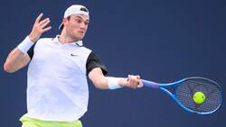 Hot Shot: Draper rips inside-in forehand