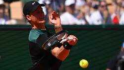 Hot Shot: Sinner strikes 170 kph forehand!