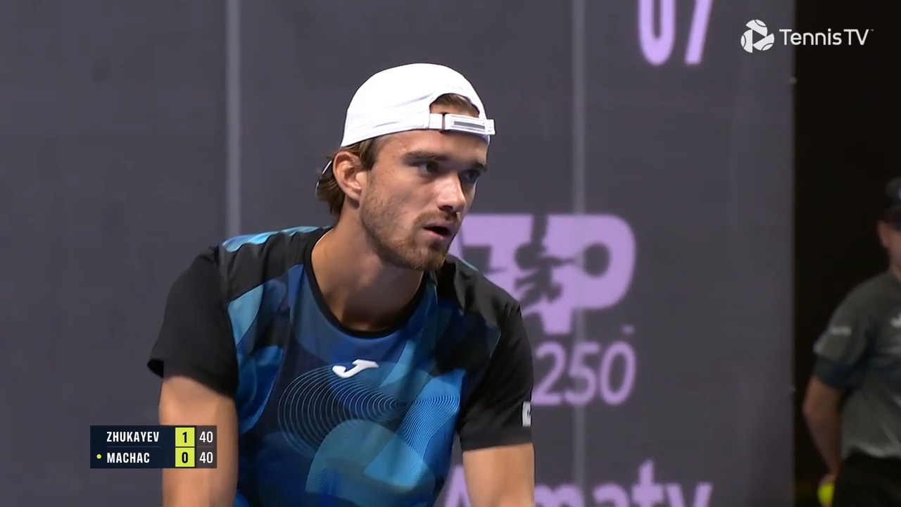Highlights: Machac retires vs. Zhukayev in Almaty