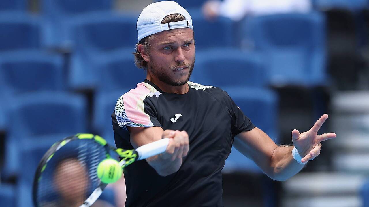 Hot Shot: Muller arrows ferocious pass vs. Khachanov in Beijing 2025