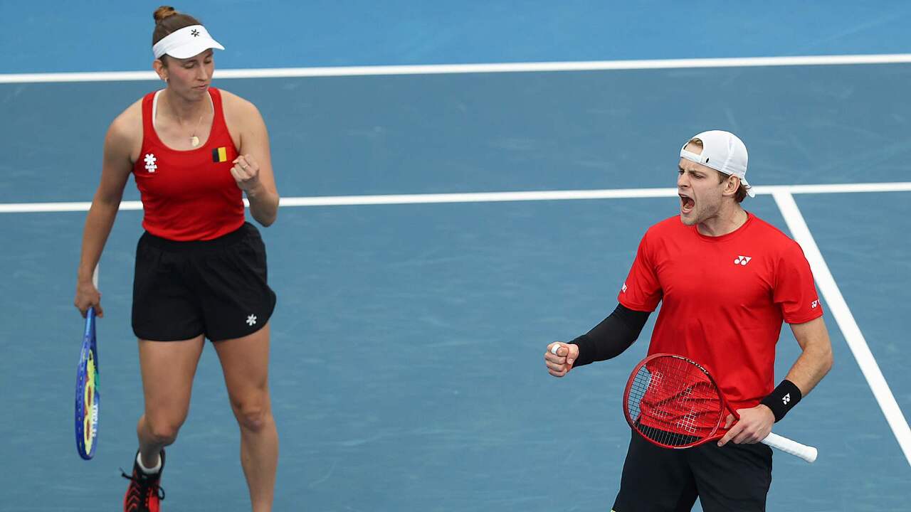 Hot Shot: Epic scramble from Mertens/Bergs brings set points at United Cup