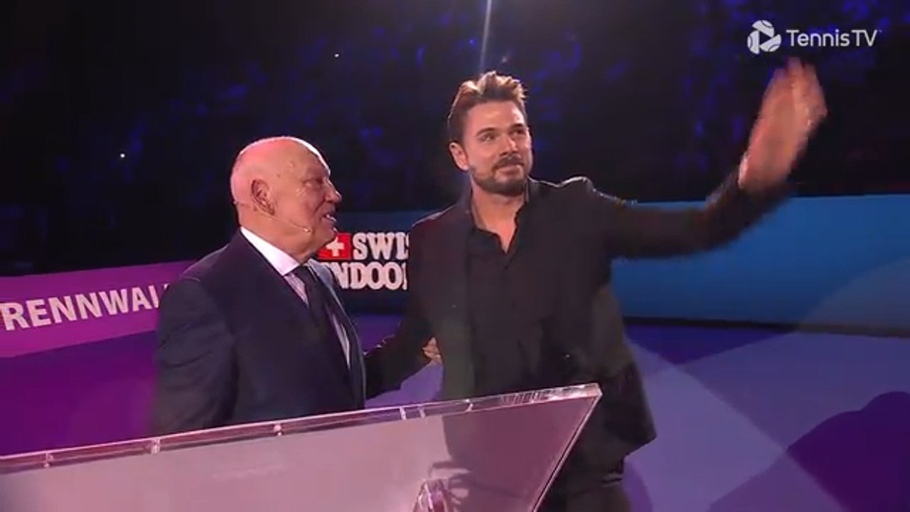 Wawrinka walks out to emotional standing ovation in Basel