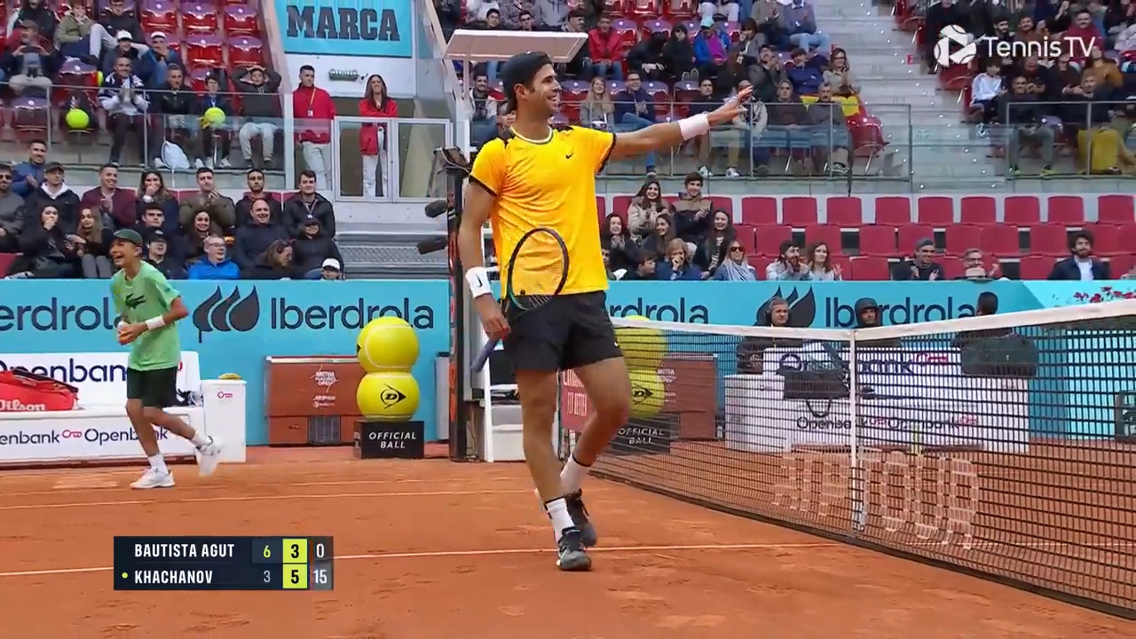 Hot Shot: Over the net... and back again from Khachanov in Madrid!
