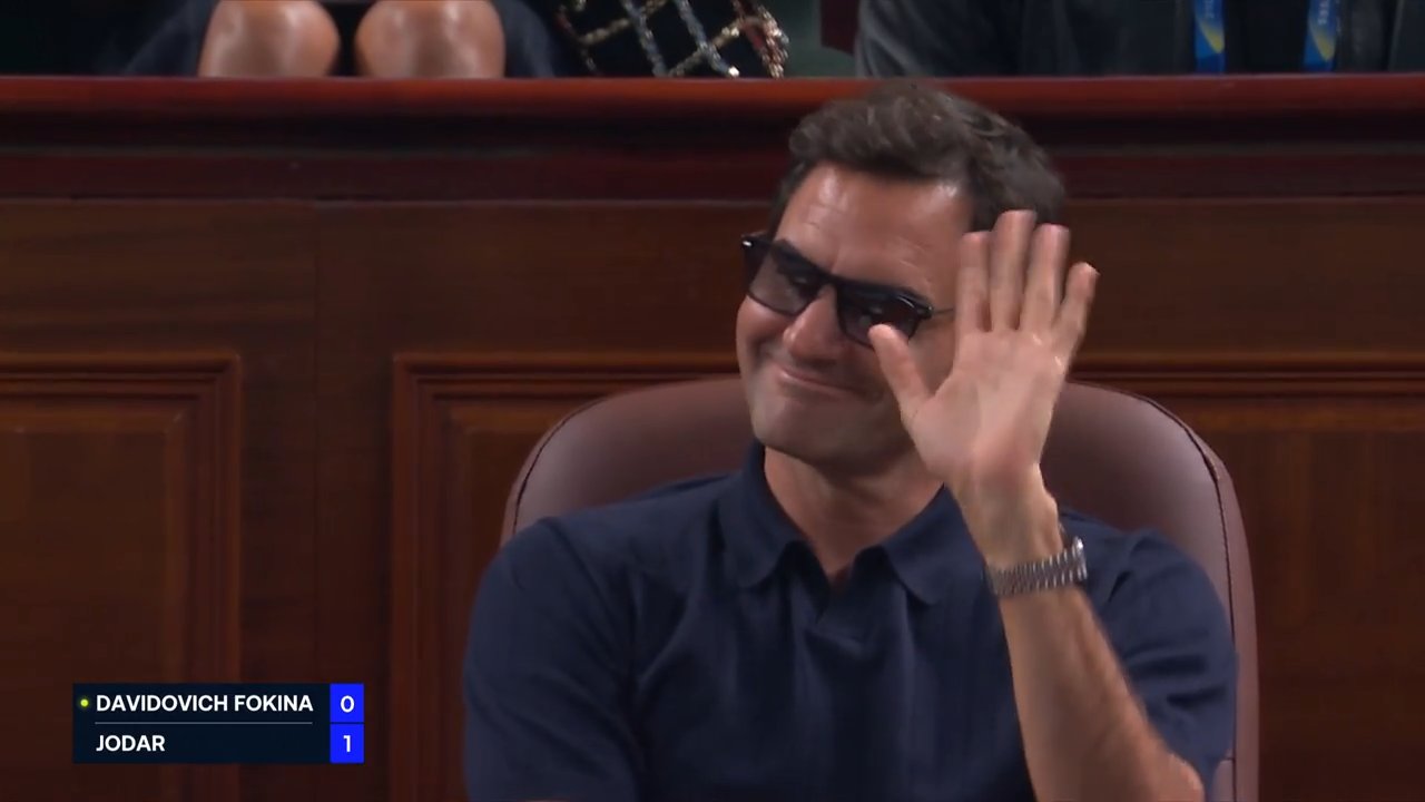 Federer front & centre for Shanghai final