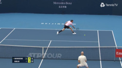 Hot Shot: Bublik doma la magia de Mannarino en Pekín