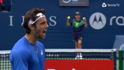 Hot Shot: ¡Castigando! Musetti se enciende en Toronto