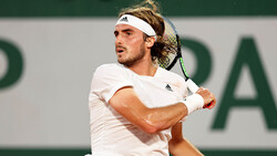Highlights: Tsitsipas Beats Medvedev For Roland Garros Semi-final