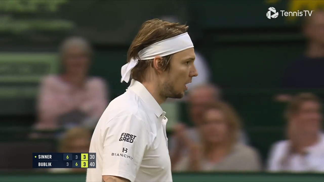 Bublik's break point blast sets up win vs. Sinner Halle 2025