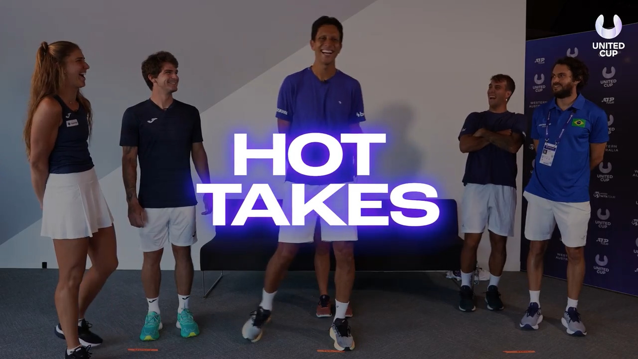 Voicenote or texting? Phone habits cause big debate in Hot Takes: Perth edition!