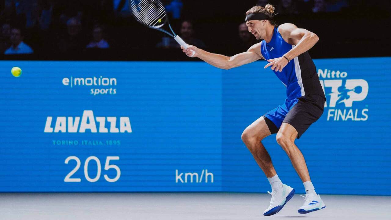 Highlights: Zverev cruises past home hope Schwaerzler in Vienna