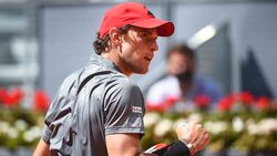 Hot Shot: Thiem Gana Un Rally Épico Con Su Típico Reves En Madrid