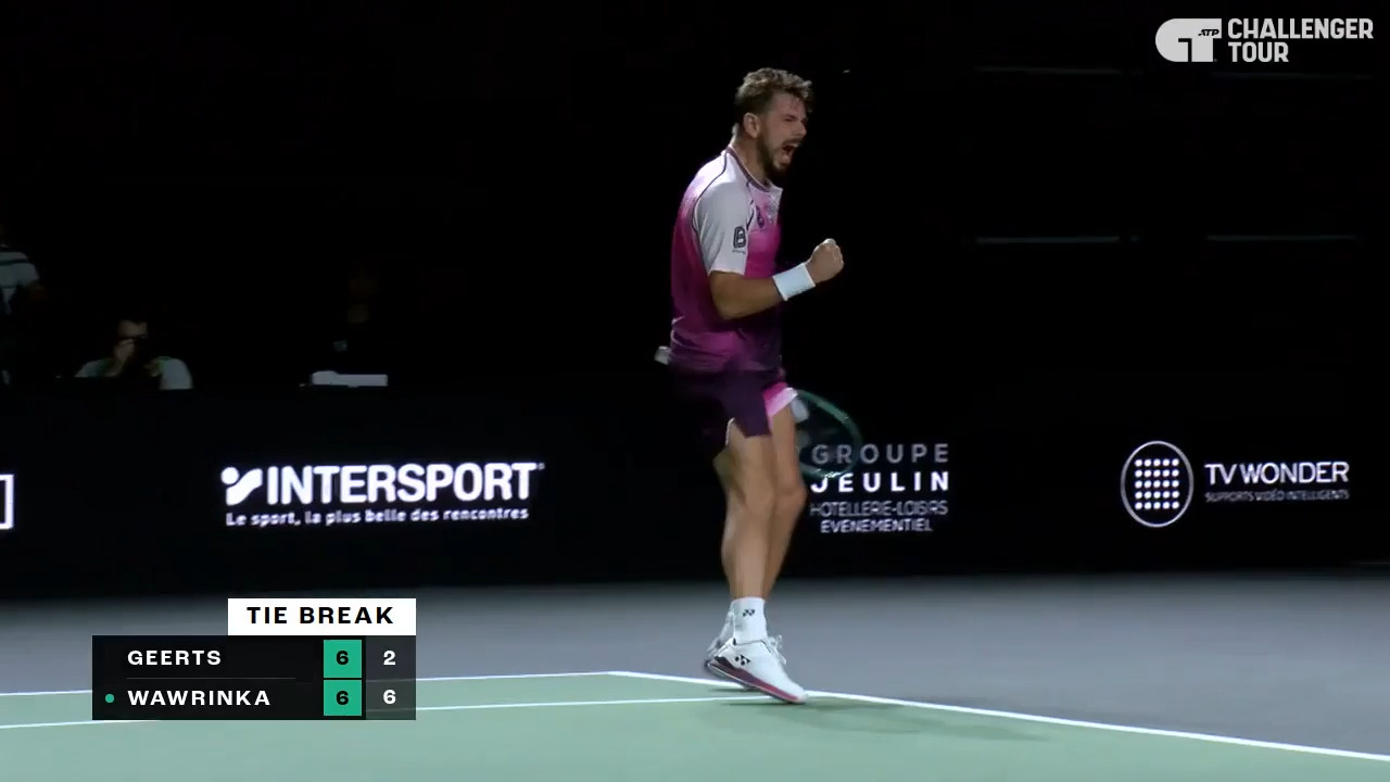 Hot Shot: Wawrinka seals the set with scorching pass at Rennes Challenger