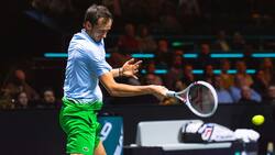 Highlights: Medvedev pasa a Wawrinka en Róterdam 2025