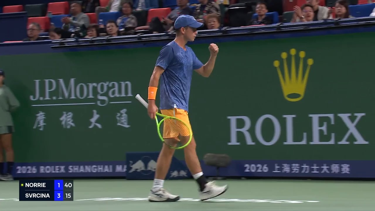 Hot Shot: Svrcina's silly lob catches Norrie off guard in Shanghai 2026