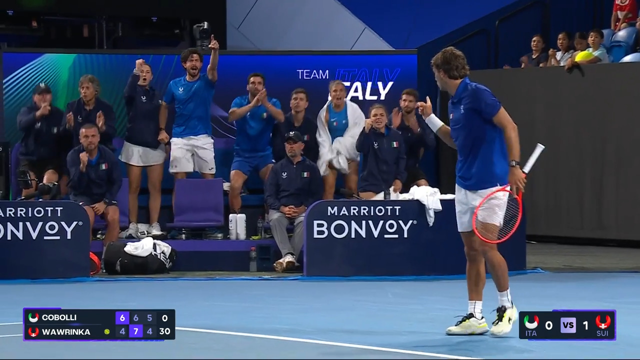 Hot Shot: Gran respuesta de Cobolli al ataque de Wawrinka