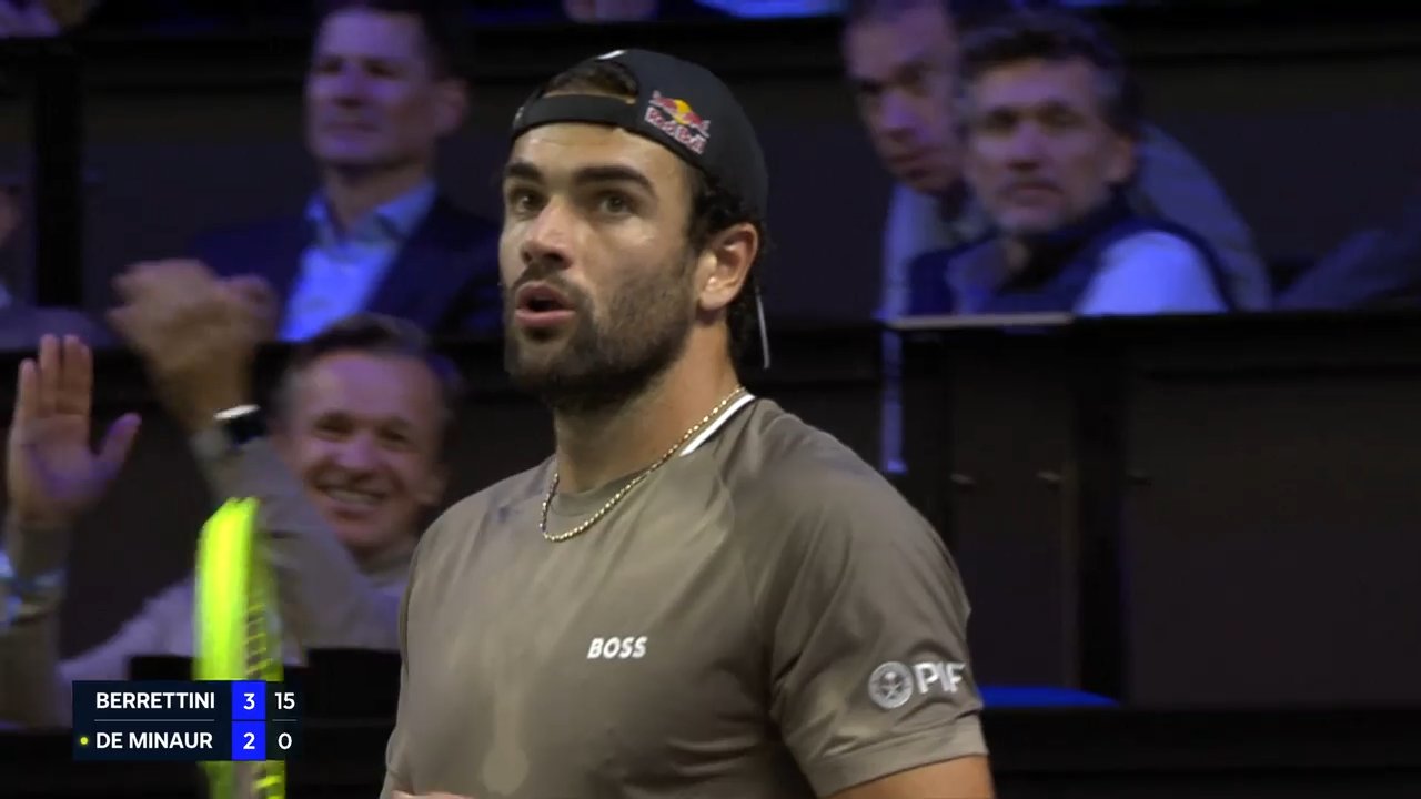 Hot Shot: 'Brilliant from Berrettini!' Matteo angles backhand stunner in Vienna 2026